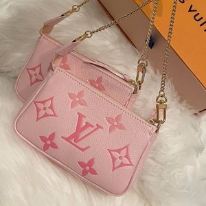 Louis Vuitton Limited PINK POCHETTE ACCESSORIE
